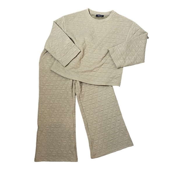 Fab'rik Quilted Loungewear Set - Picture 1 of 5